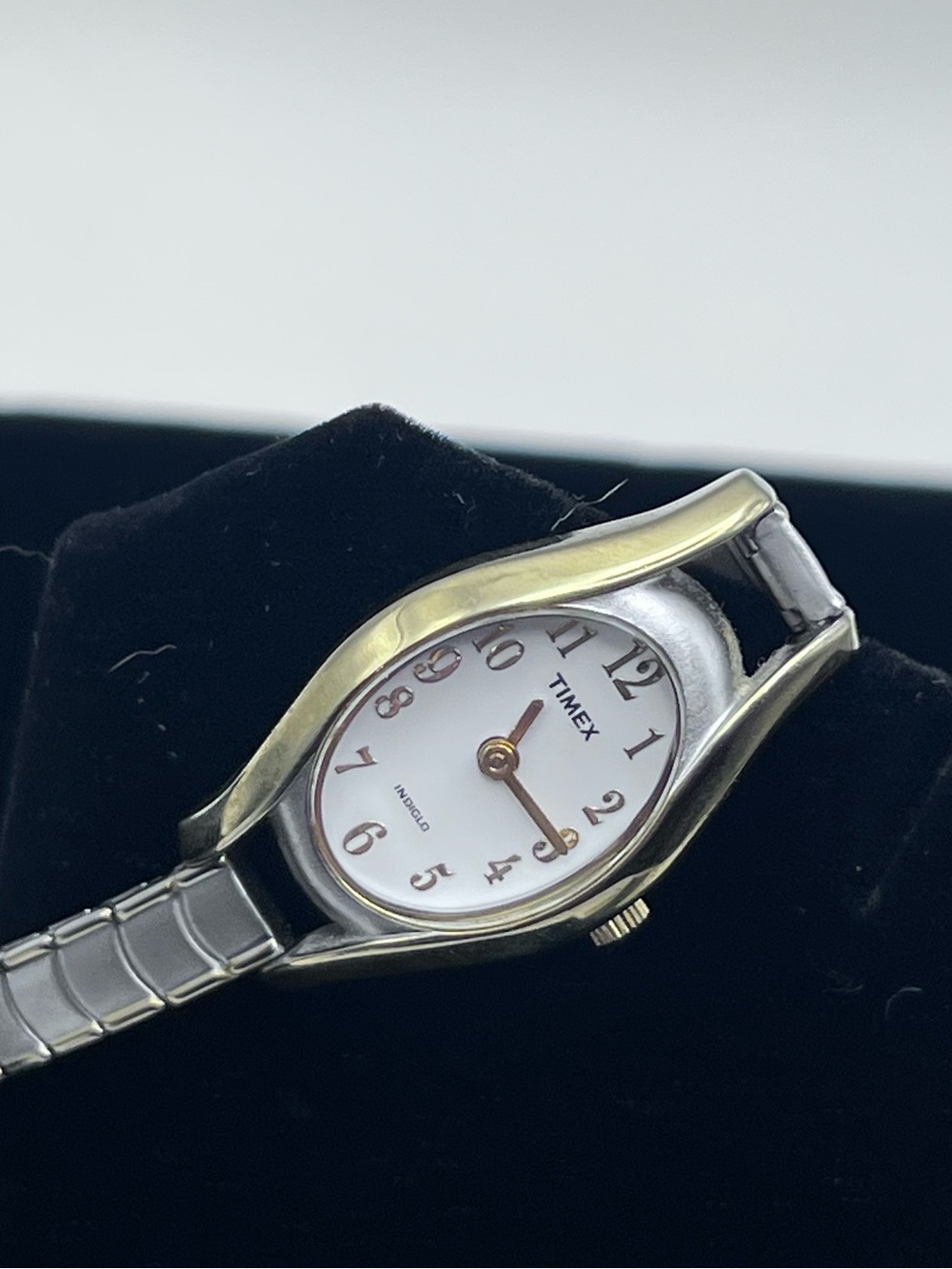 Vintage Timex Indiglo Women’s Two Tone Expansion Band Watch White Dial Analog